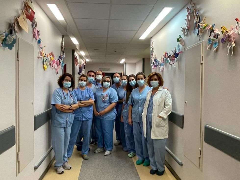 Neonatología del Hospital de Valme celebra el Día Mundial del Prematuro subrayando la fuerza del trabajo en equipo entre profesionales y las familias