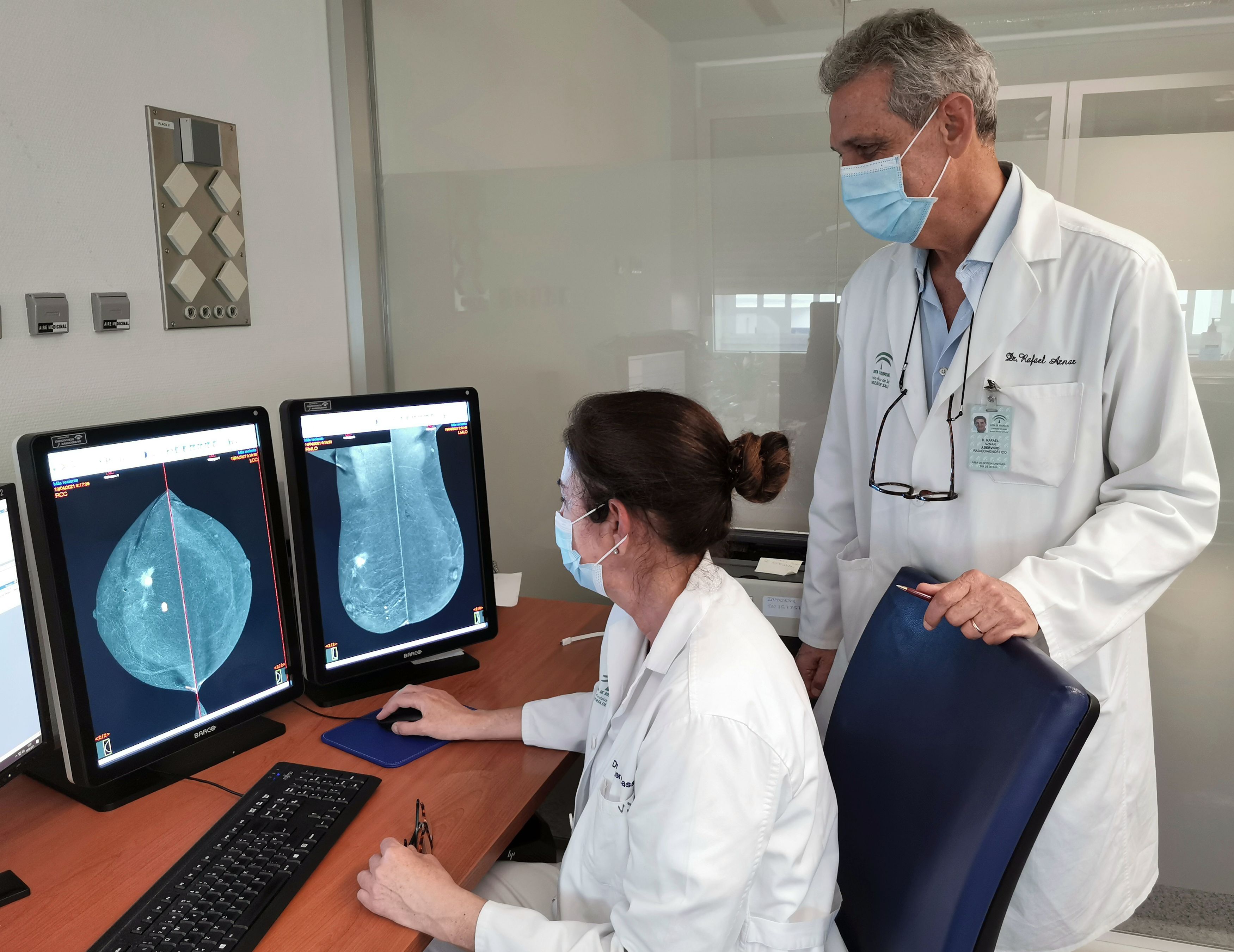 El Hospital de Valme realiza la renovación tecnológica de su Unidad de Patología Mamaria