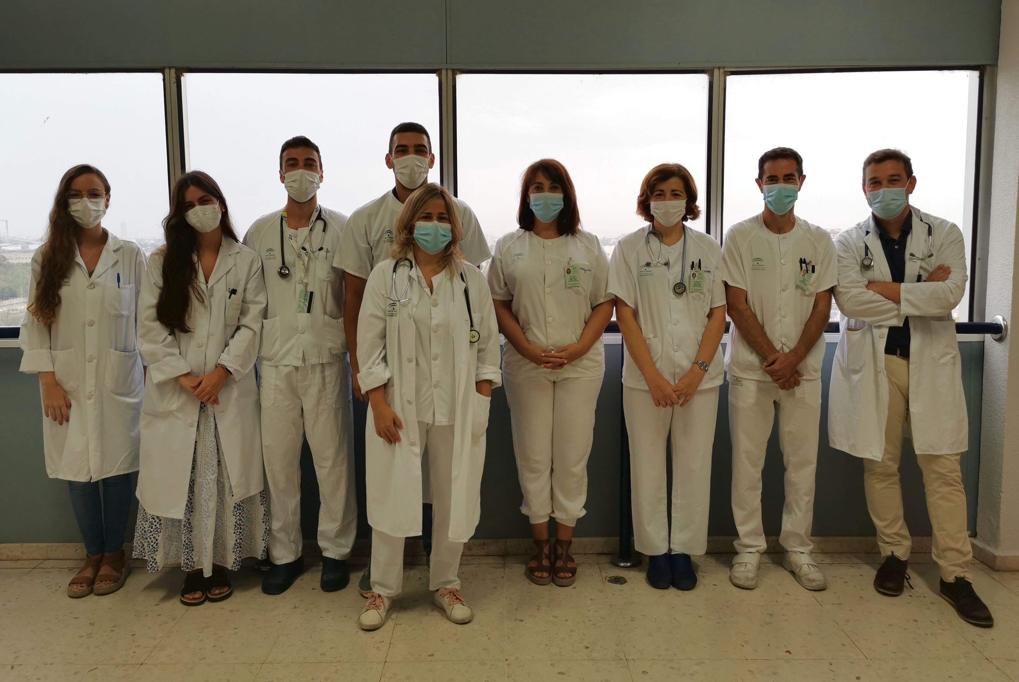 Medicina Interna del Hospital de Valme potencia la investigación durante la pandemia con la creación de un nuevo grupo centrado en el Covid-19