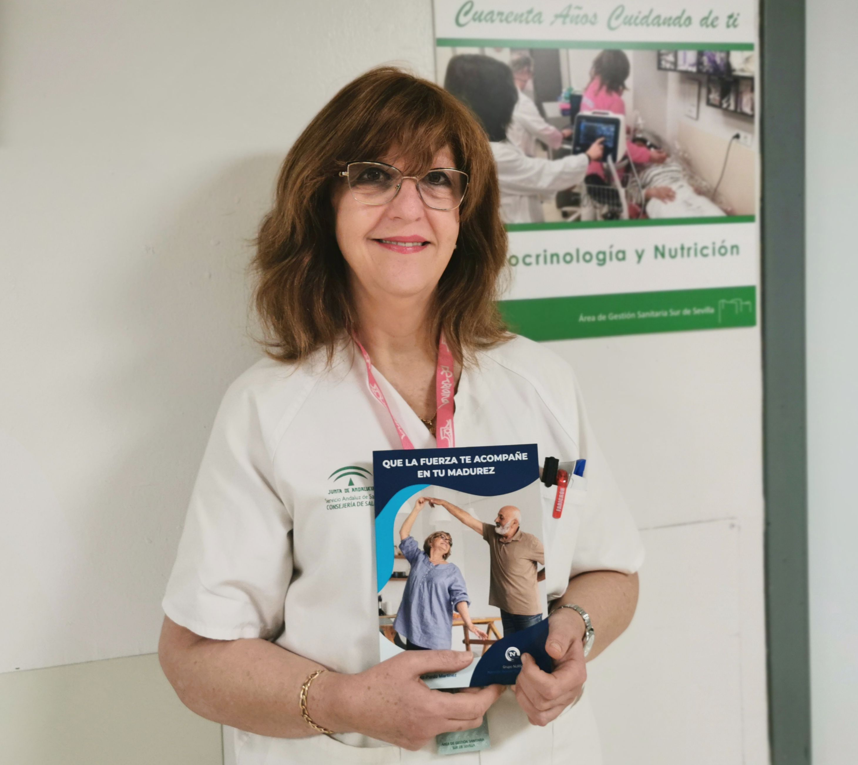 La enfermera especializada en Nutrición del Hospital de Valme, Pilar Zarco, participa en una nueva publicación andaluza del Grupo NURSE