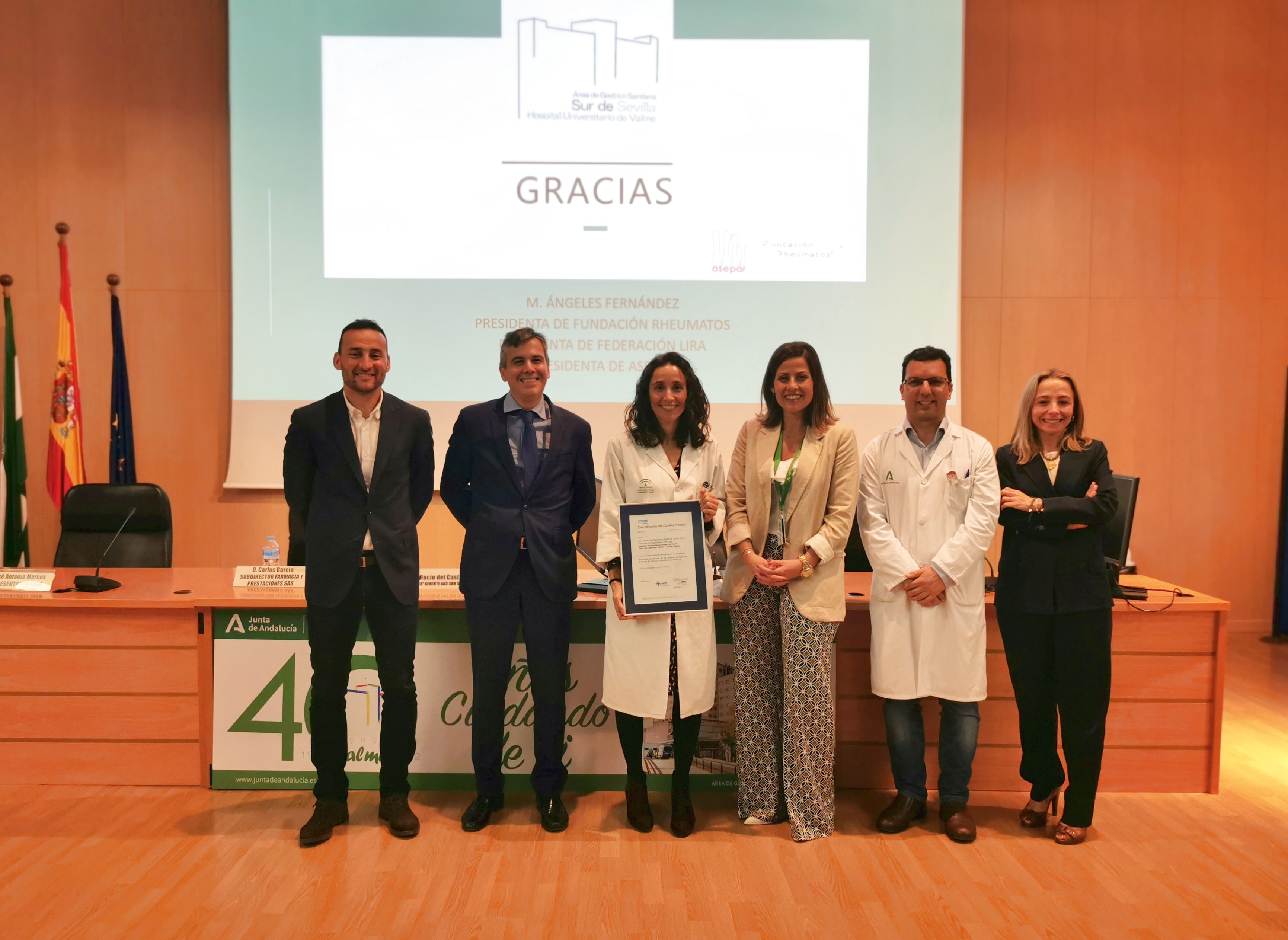 Valme, primer hospital andaluz que alcanza el Nivel Medio de certificación de calidad en su atención farmacéutica a pacientes externos